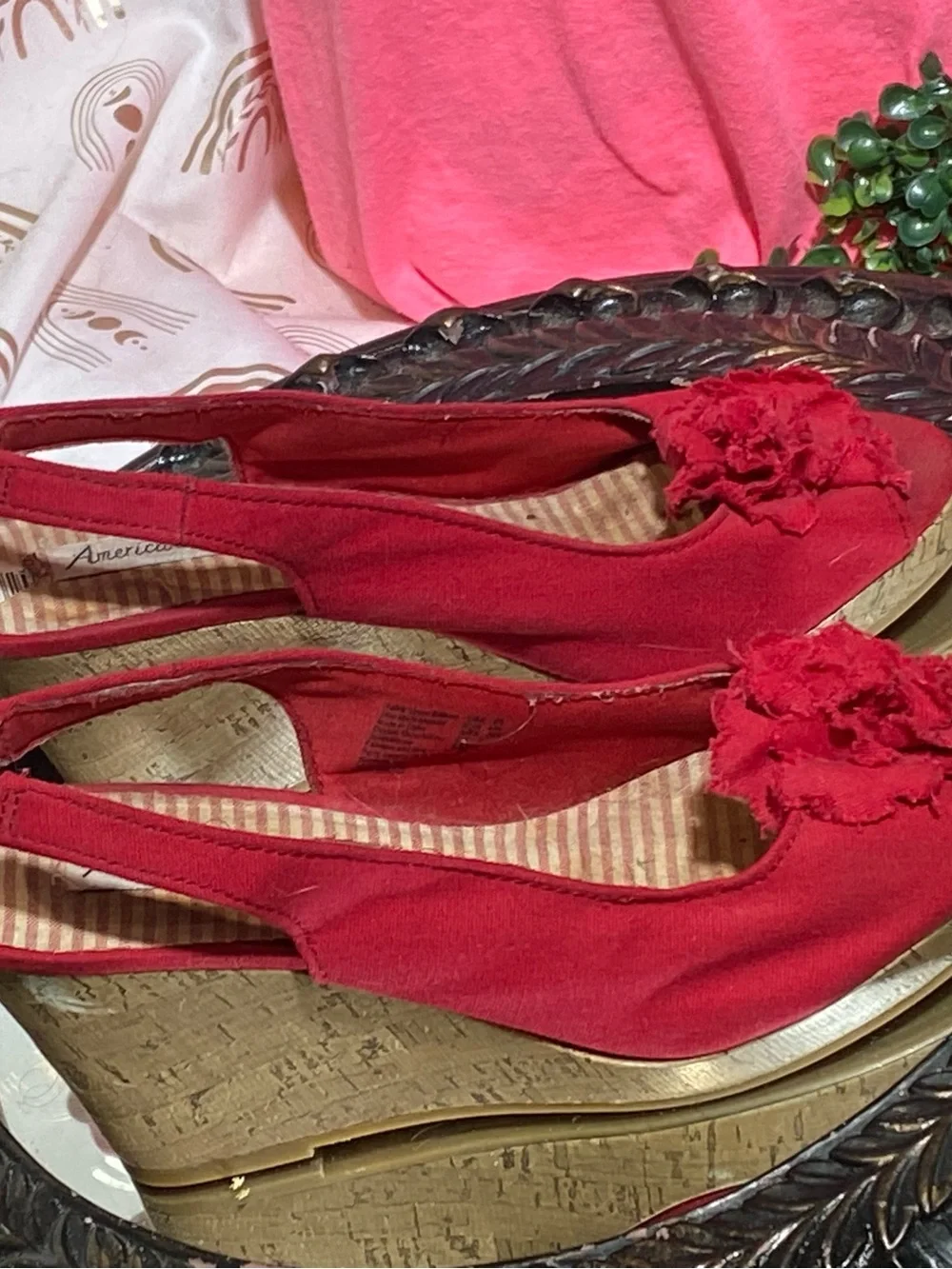 American Eagle Outfitters Red Slingback Wedge Sandals with Floral Accent